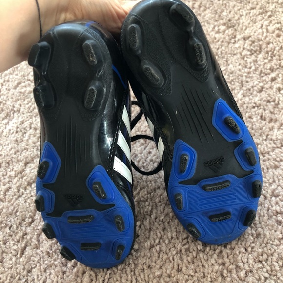 Adidas soccer shoes cleats - Picture 5 of 7